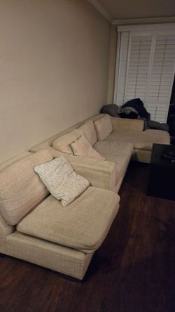 Large 3-Piece Sectional Sofa – Pickup Only