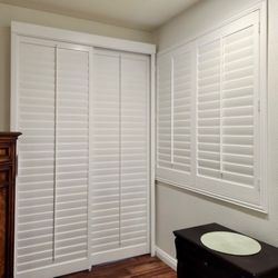 Custom Wood Plantation Shutters-  Installers near you, Free Estimates & Quick Quotes! Verified & Licensed Company. Persianas de Madera