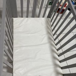 Free Mini Crib