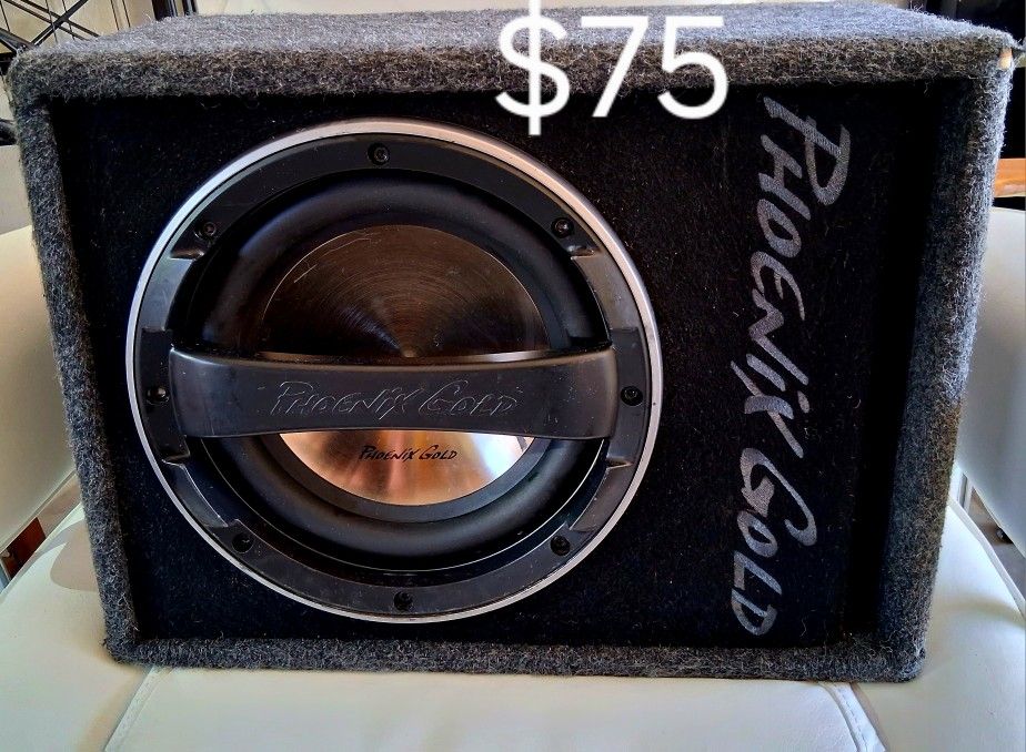 Phoenix Gold Z110ABV2 10" Active Loaded Subwoofer Encloser W/ Built In Amp