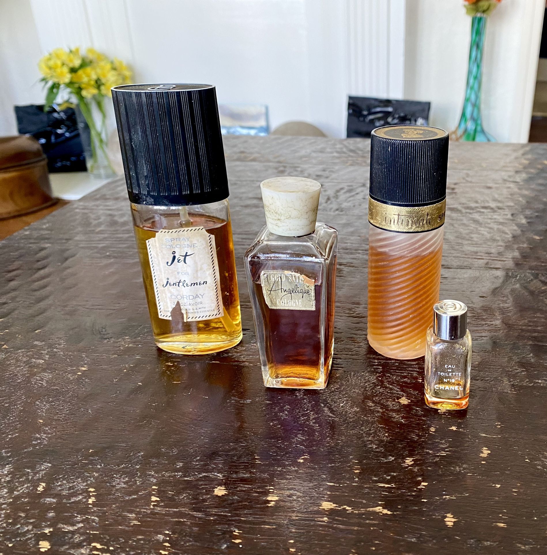 Vintage Woman's Fragrance Bonanza 
