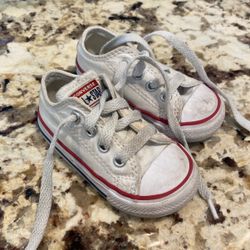 Toddler Converse - Size 4