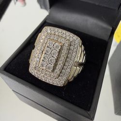 Men’s 10k gold ring 