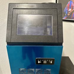Ice Making Machine $180