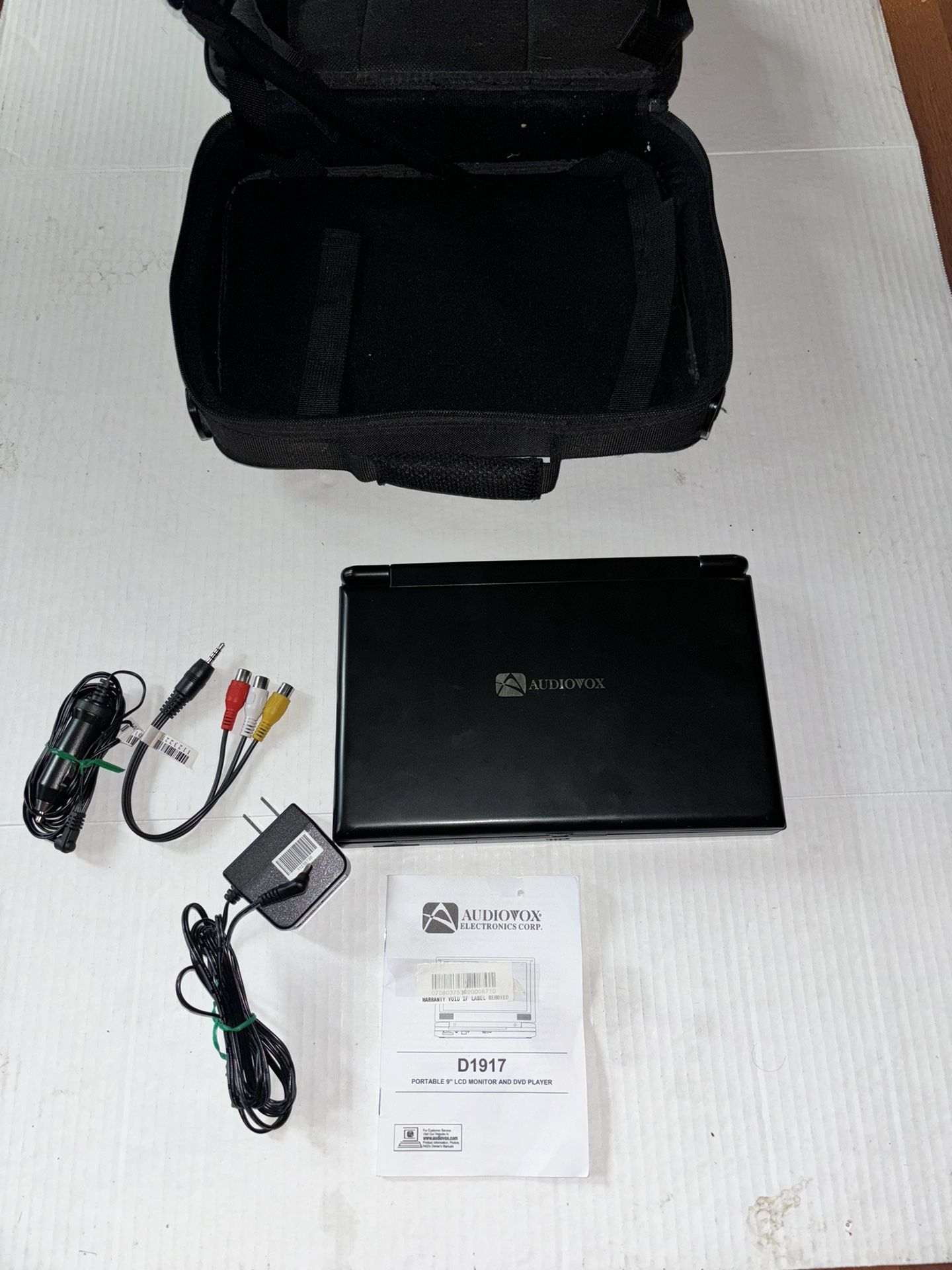 Audiovox Portable 9” Dvd Player