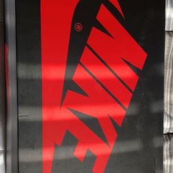 AIR JORDAN 1 RETRO HIGH OG BANNED (2016)