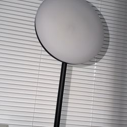 Lámpara deluz casi nueva