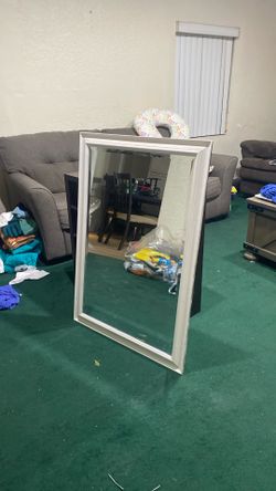 Beautiful Wall Mirror White Frame Good Conditions Easy To Hang  Size 28.5” C40.5”