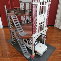 Ghostbusters Ecto-1 & Firehouse Playmobile