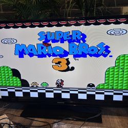 Samsung UN40EH5000 40" 1080p LED-LCD HDTV Works Great!