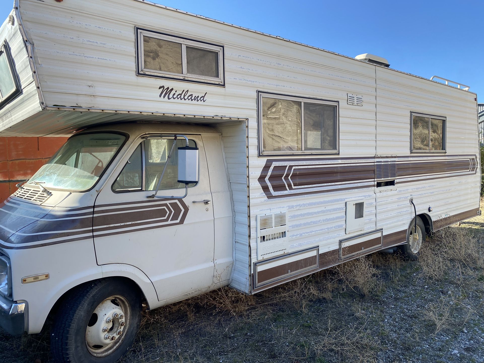 ‘76 Dually Dodge Midland RV 