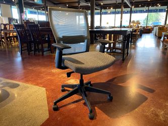 AUTONOMOUS ErgoChair Core Office Chair