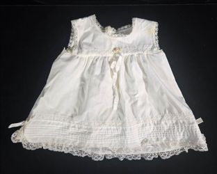 Antique/vintage baby dress 1930s