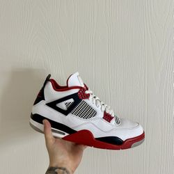Jordan 4 Fire Red 2020 (Size 12)