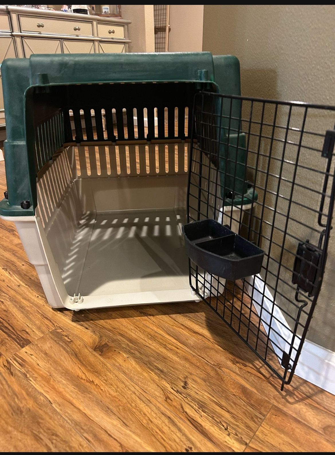 Pet Carrier 24x22