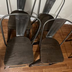  4 Barstools