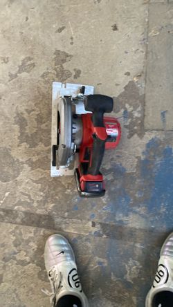 Milwaukee Cordless Circular Saw