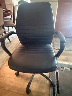 Black Leather Office Chair with Armrests