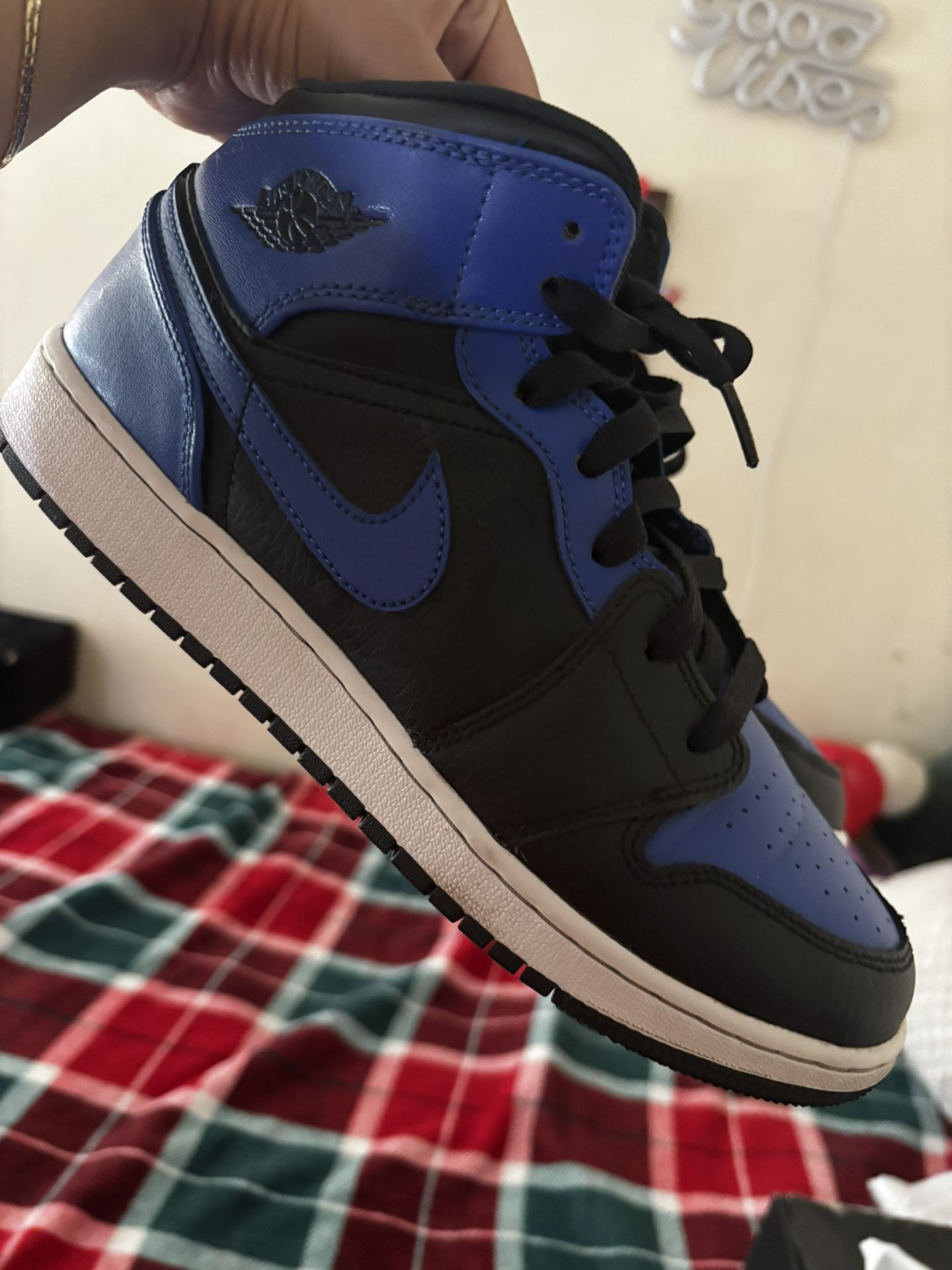 Jordan’s 1 Mid Royal Blue