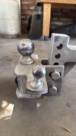 Eaz-lift hitch