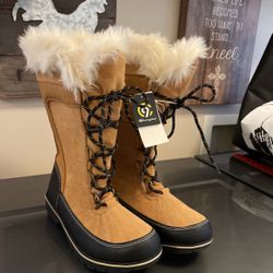 Champion Winter Boot Ruthie Woman’s Size 9