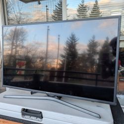 40 Inch Samsung UHD Smart TV