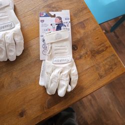 Softball Batting Gloves