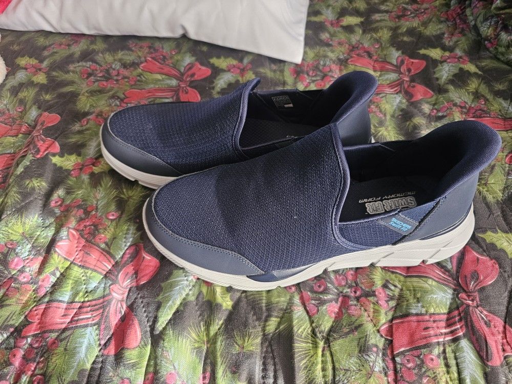 Mens Shoes.. $30