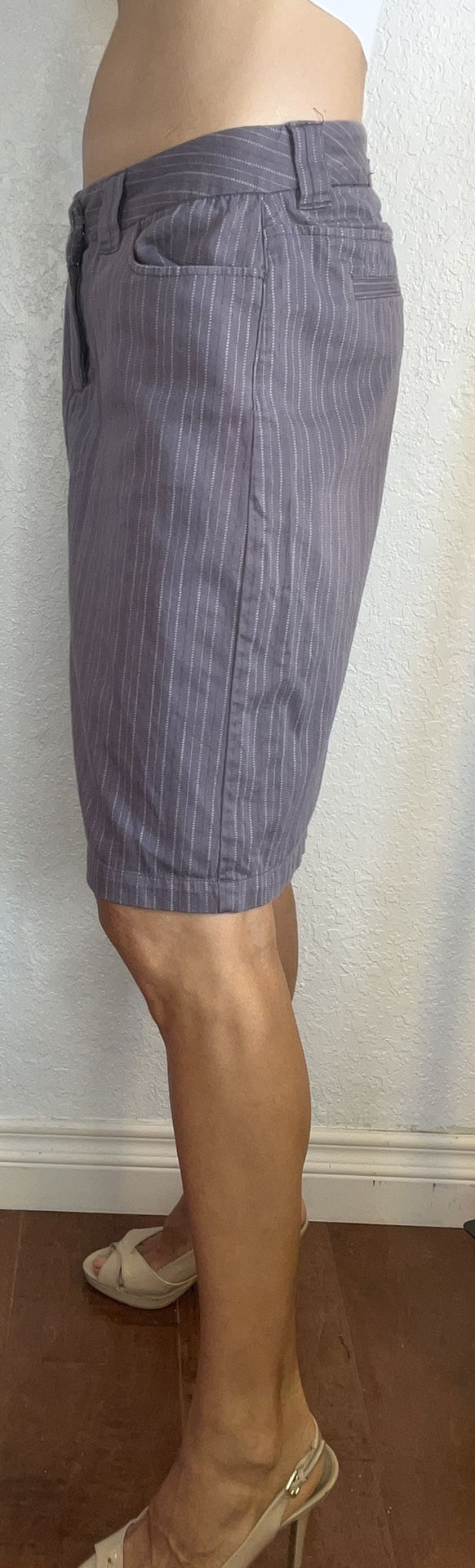 Xhilaration Grey and White Pinstriped Pencil Skirt w/ Front Slit (9)
