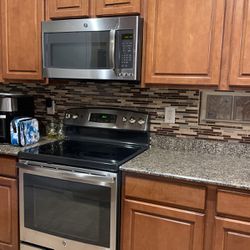 Matching GE Microwave And Oven