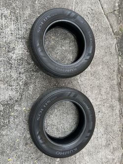 2022 Hyundai Elantra SE ORIGINAL tires Used