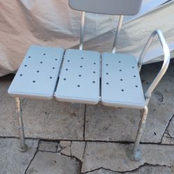 Used Shower Chair. Only Use It A Few Times. Good Condition.