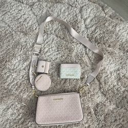 Michael Kors Crossbody Bag W/ Matching Wallet 