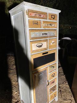 Cabinet Vintage