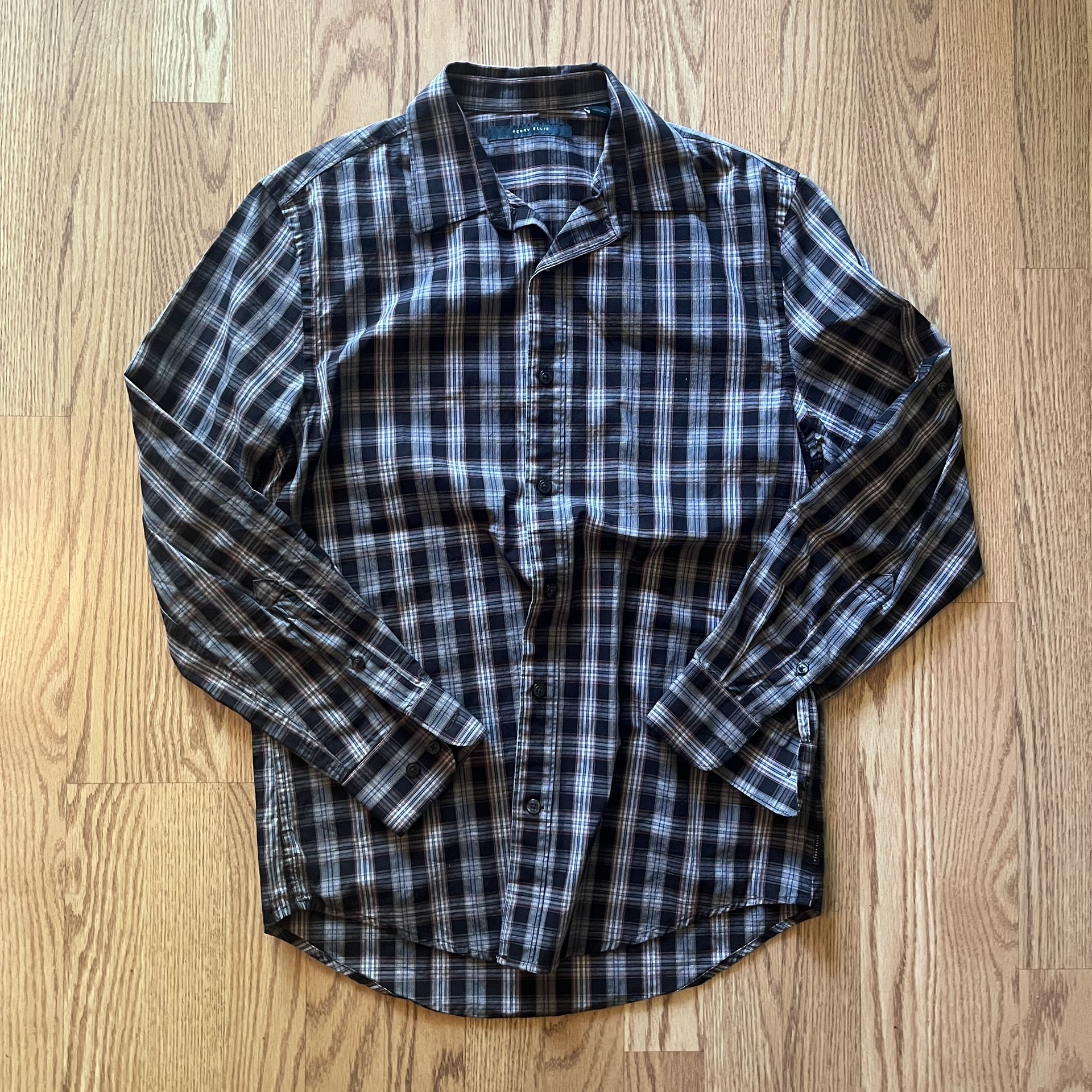 Men’s Small Perry Ellis Button Up T Shirt