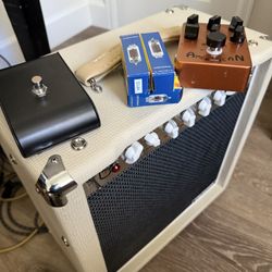 Monoprice 15W Tube amp (Stage Right) With Pedal