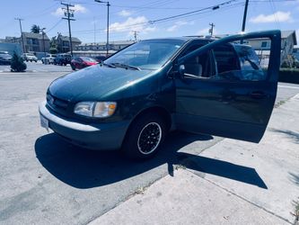 2001 Toyota Sienna