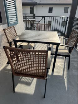 Outdoor patio 5 pieces set