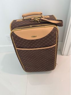 Pierre Cardin carry on Luggage with key
