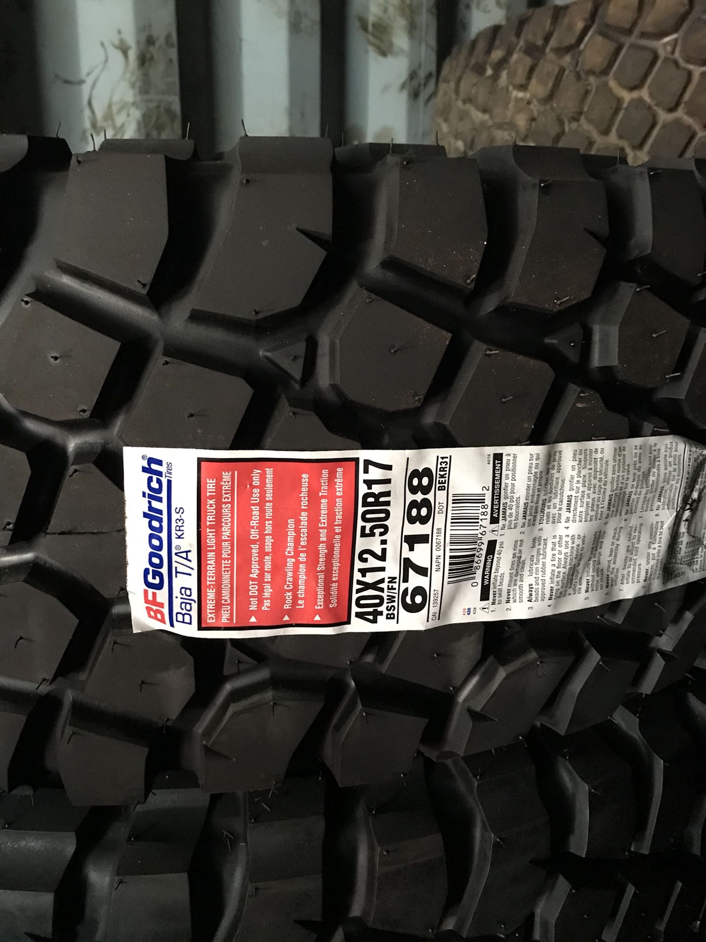 BFG KR3 40 x 12.50R17 Red Label (sticky). New