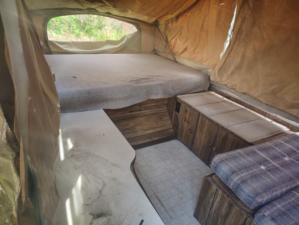 Pop Up Camper
