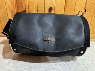 Authentic Early 1990’s Harley Davidson Rubber Hub Cap Bag/Duffle Little Earth Brand (RARE)
