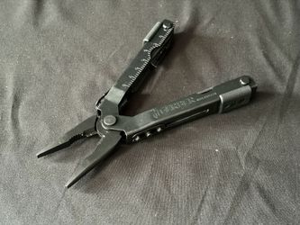 Gerber Gear Multi-Plier 600, 14-in-1 Multitool