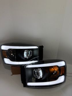 Dodge Ram 2006-2008 headlights