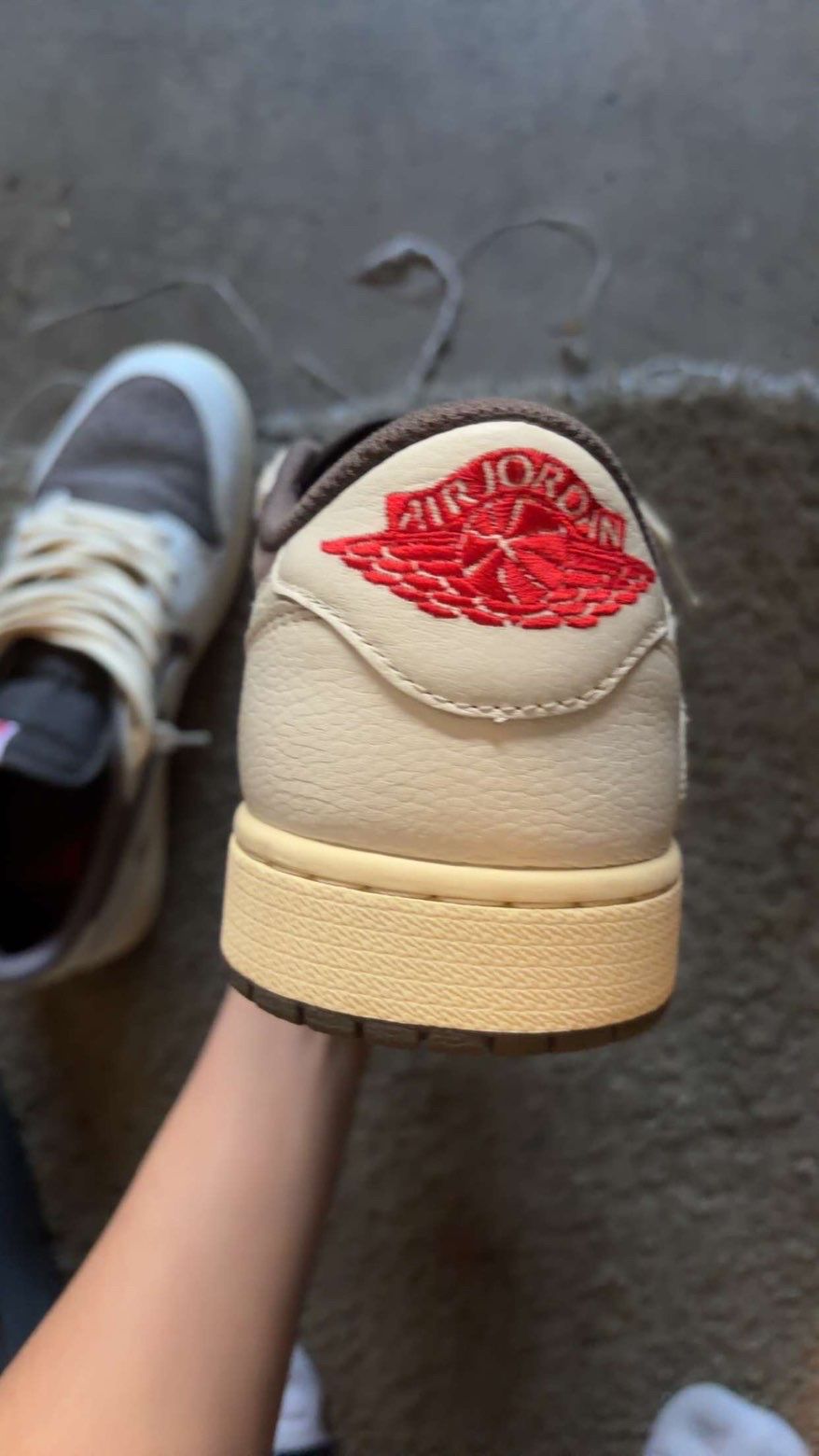 TRAVIS SCOTT Jordan 1 low 10.5