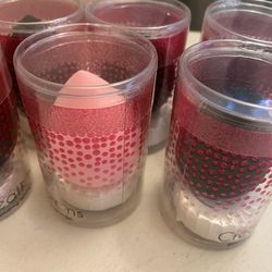 Beauty Creations  Beauty Blender  Whit Soap 