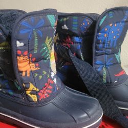 Snow Boots