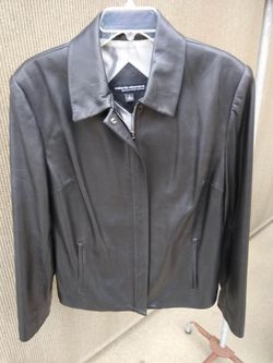 Beautiful Black Woman's Leather Jacket (L)