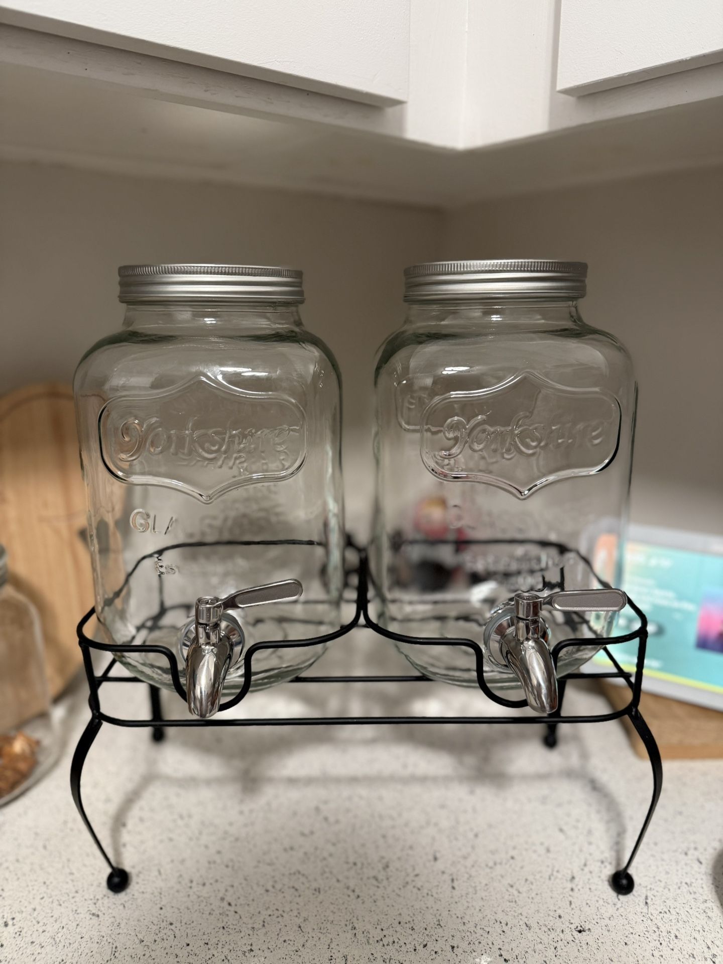 1-Gallon Drink Dispenser,Glass Water Dispenser with Tin Lid and Stainless steel faucet,Black Iron Frame,Mason Drink Dispenser for Parties, Picnics, Ba