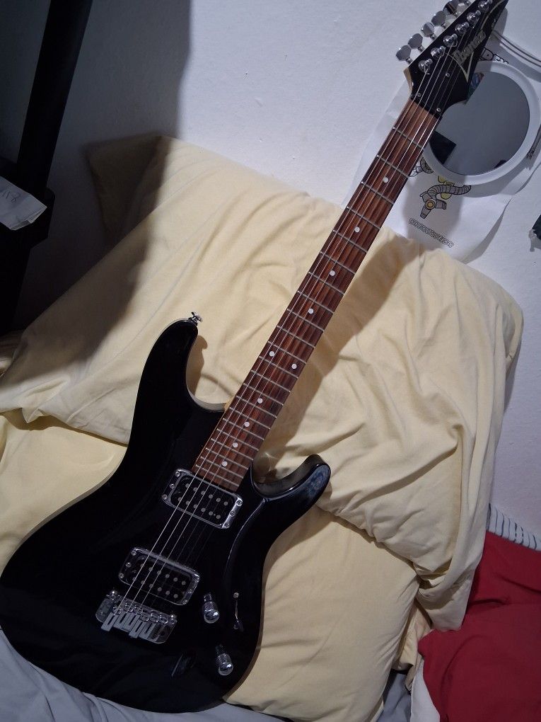 Ibanez SA-Style. $100